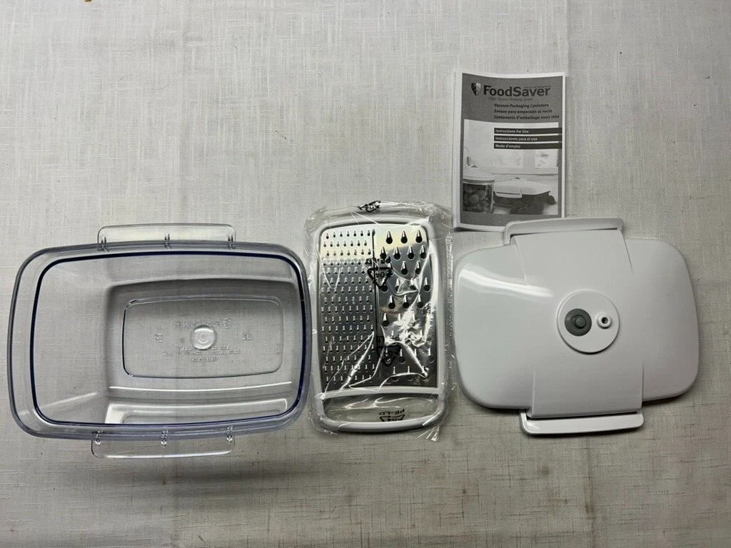 FoodSaver 2 Quart Vacuum Storage Canister - Used