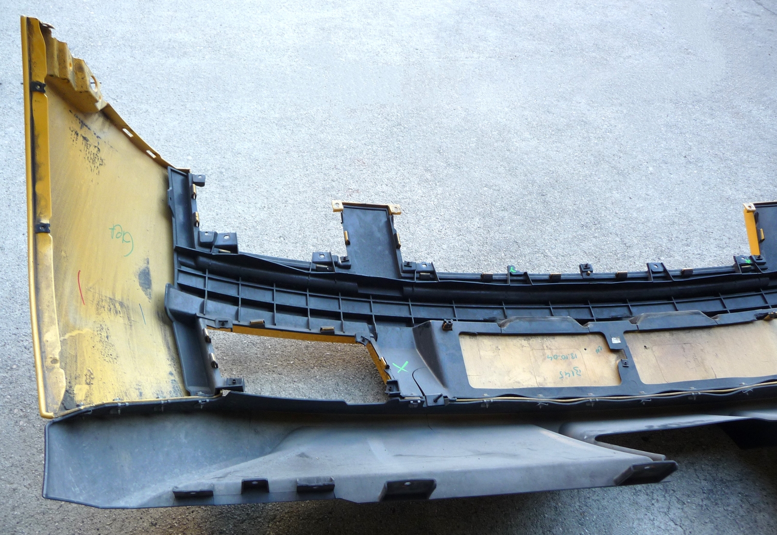 2004-2008 Lamborghini Gallardo Coupe Spider Rear Bumper 400807527 400807497B OEM