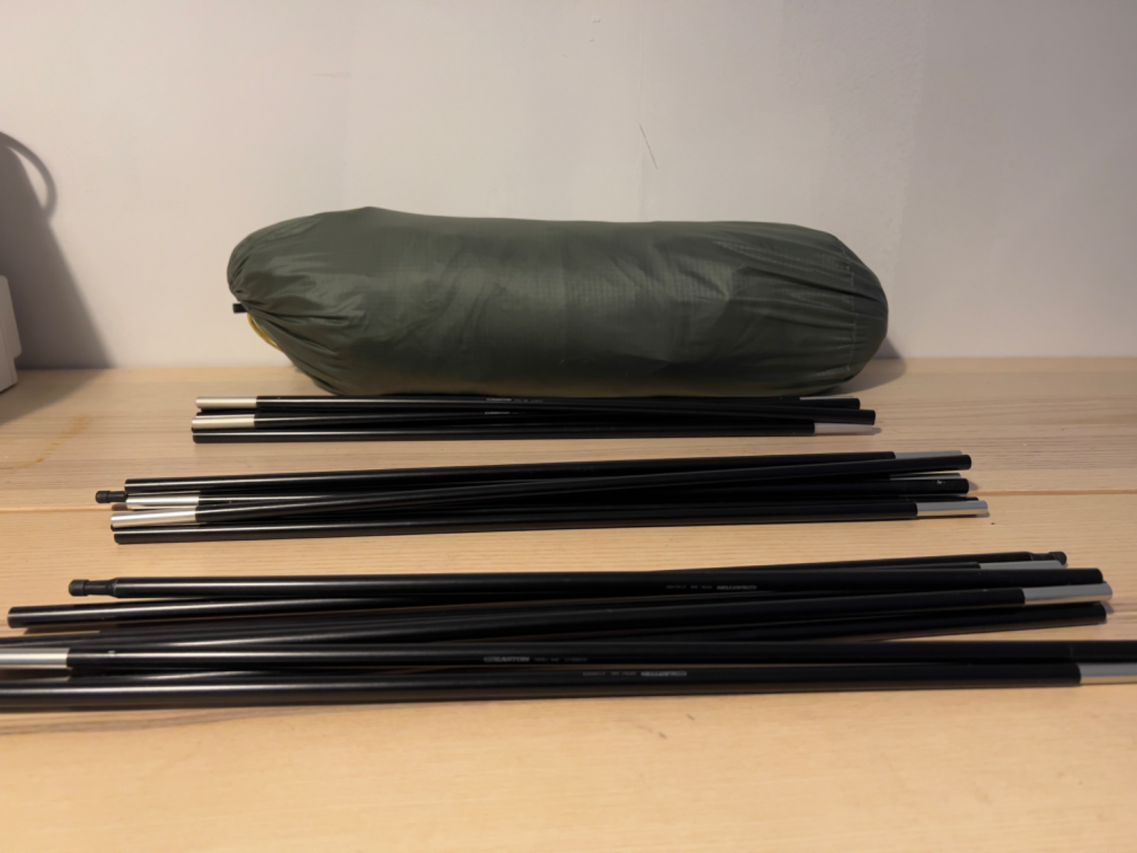 Tarptent Scarp 1 Complete With half mesh/solid Inner And Crossing Poles