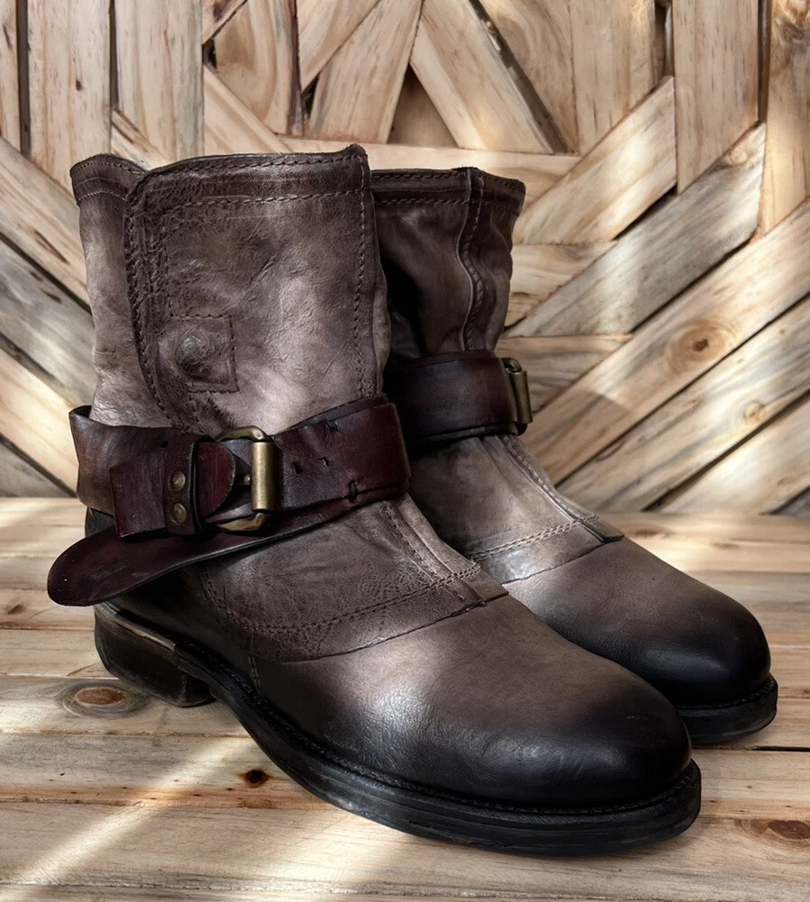 Brown clearance distressed boots