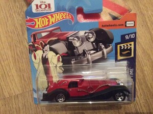 hot wheels cruella de vil car