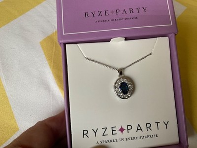 NWT Beautiful Revealed Ryze Party Sterling Silver Necklace - Sapphire Blue