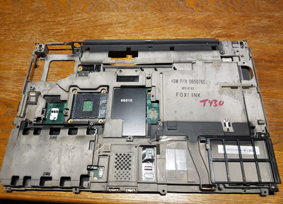 Bitte LESEN! Mainboard Lenovo Thinkpad T430 incl. Mittelteil  mit Fehler   #6515