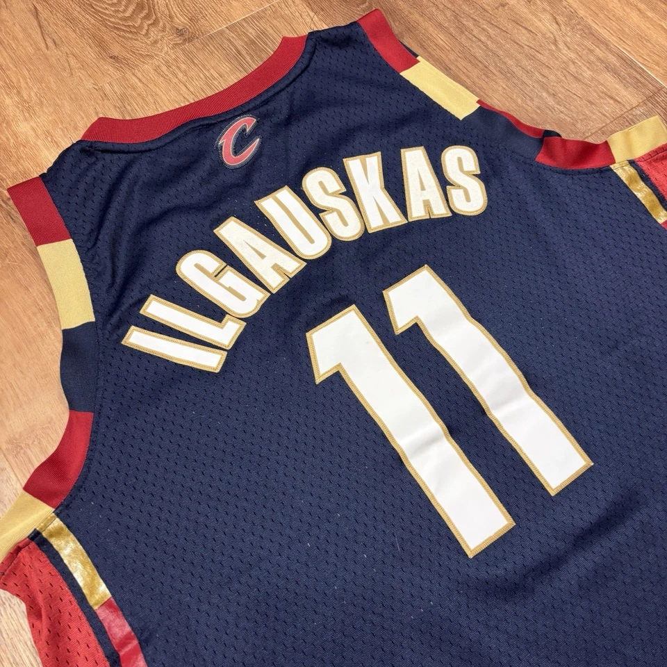 Vintage Cleveland Cavaliers Zydrunas Ilgauskas Jersey Mens XL Reebok NBA Blue - Image 4 of 4