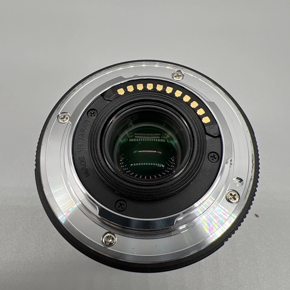 Olympus • M.Zuiko 25mm f/1.8 AF Lens • Black • Micro Four Thirds System - Image 4 of 4