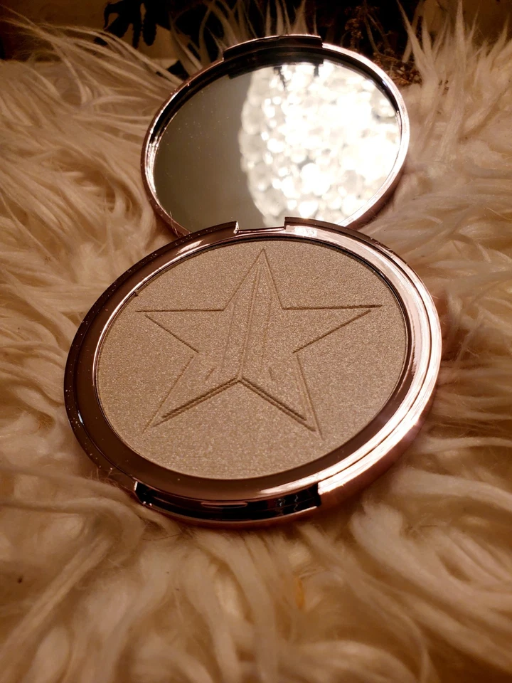 Jeffree Star Cosmetics Skin Frost Highlighting Powder – Vegan & Cruelty-Free - Image 3 of 4