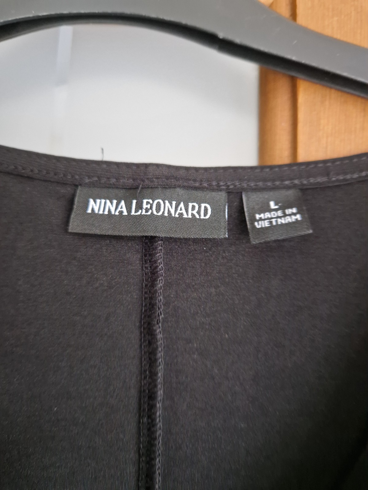 BNWT Nina Leonard Black Dolman Sleeve Drape Neck Top With Shirring Size Large image 3