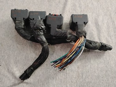 Chrysler PT Cruiser PCM ECM ECU Powertrain Control Module Wire Connector 06 2006