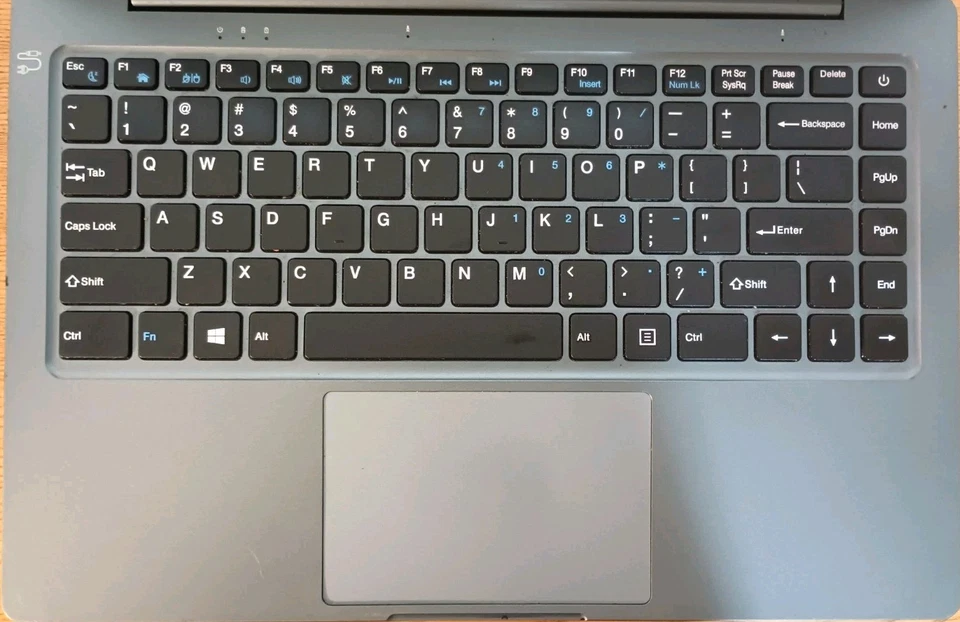 Jumper EZbook S5 Silver -12GB RAM-NO STORAGE- NO OS- - Image 2 of 4