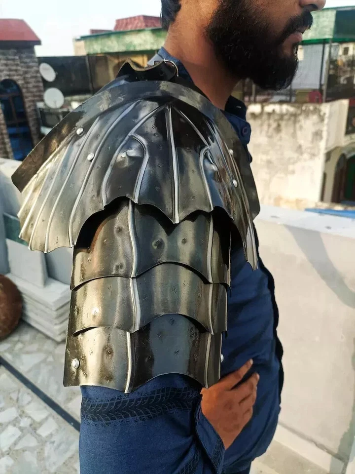 Hombreras Nazgul Negras - Anillo Espectro Hombro Armadura Halloween Rey Brujo Disfraz Foto 4 de 4