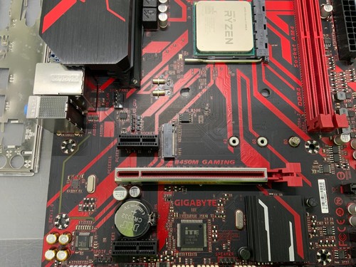 GIGABYTE B450M Gaming mATX DDR4 motherboard + AMD CPU - Picture 6 of 10