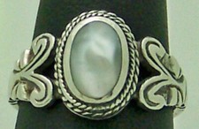 PRETTY ESTATE CHAPAL-ZENRAY MOTHER OF PEARL STERLING SILVER RING w ROPE DETAIL 7