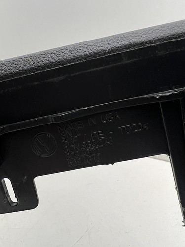 2021-2023 Volkswagen Atlas Center Console Base OEM. - Picture 7 of 12
