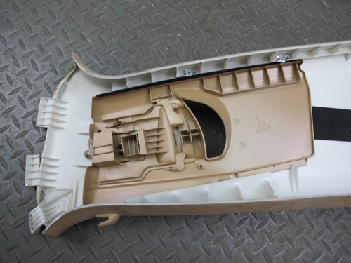 2011-2018 PORSCHE CAYENNE 958 LEFT & RIGHT CENTER UPPER B PILLAR TRIM PANEL SET - Picture 13 of 24