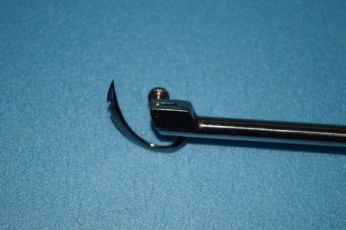 * V. MUELLER GU8580 YOUNG-MILLIN BOOMERANG NEEDLE HOLDER - Picture 3 of 5