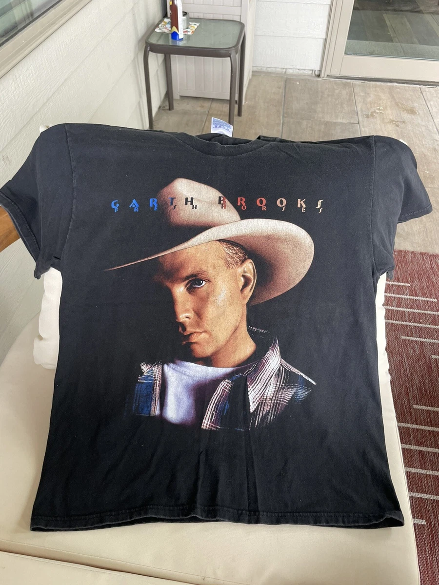 Garth brooks 2025 tour merch