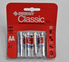 Eveready Classic AA Battery / Batteries  Open Package of 4  Black Cat 9 Lives