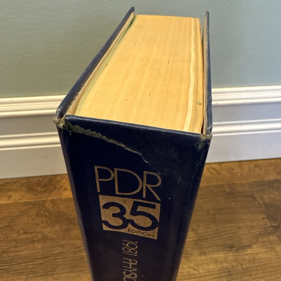 Physicians' Desk Reference PDR 35th Edition 1981 - Image 2 of 2