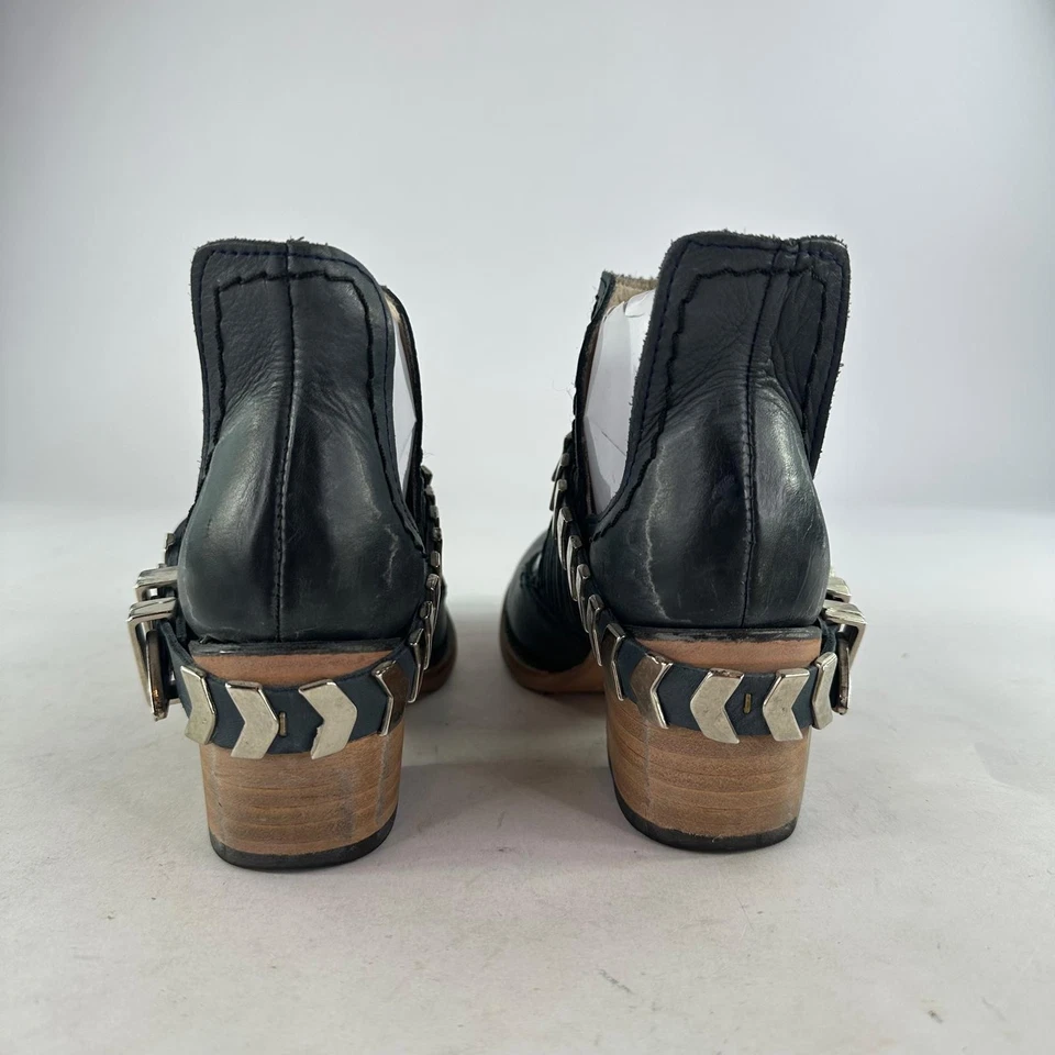 Botines Freebird by Steven Blade de cuero talla 7 azul marino recortados zapatos Foto 4 de 4