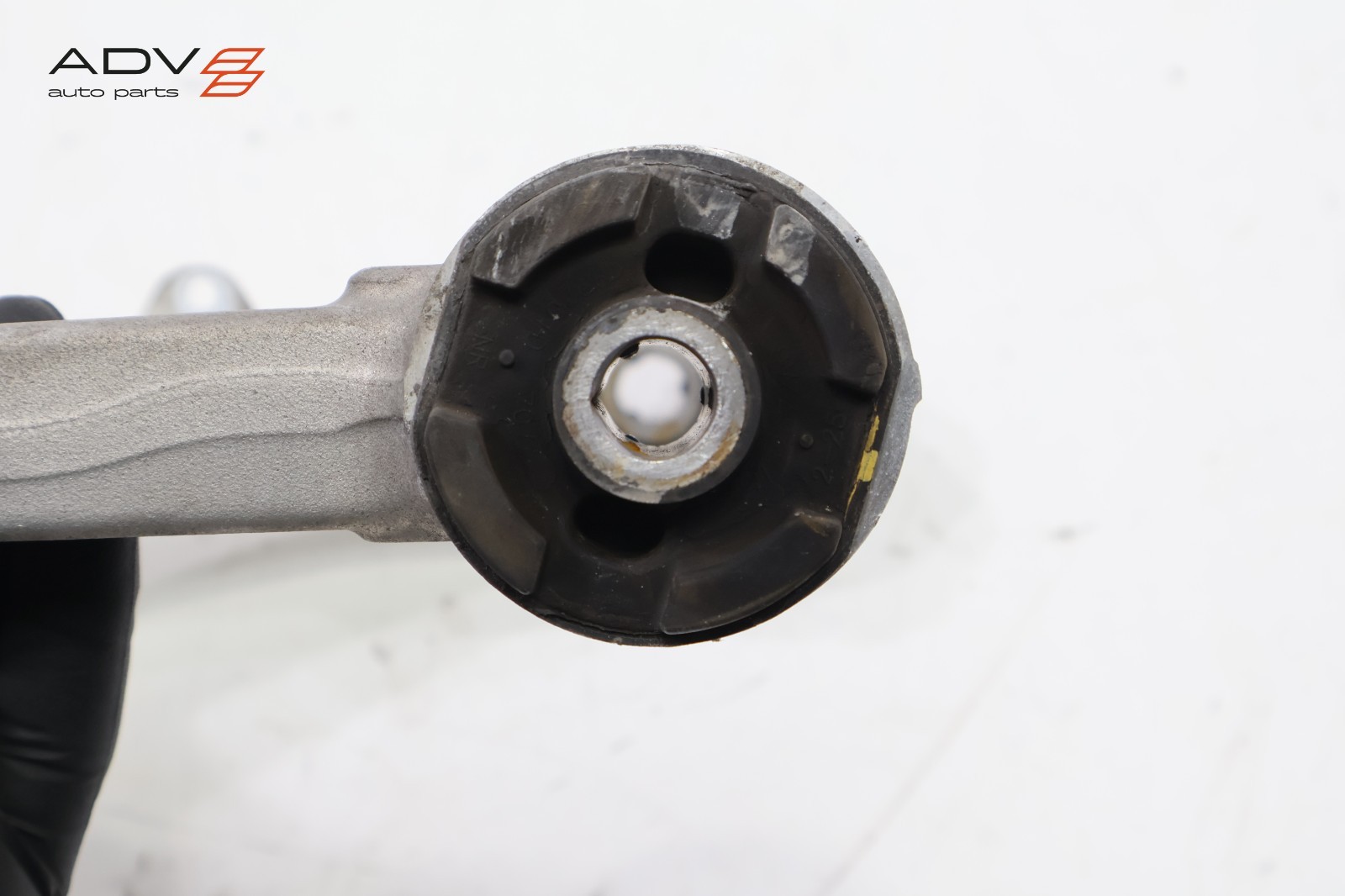 2014 - 2024 MASERATI GHIBLI FRONT RIGHT PASSENGER SIDE UPPER CONTROL ARM OEM