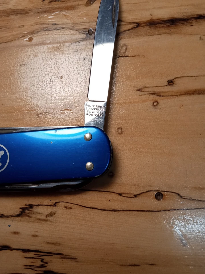 Navaja suiza Victorinox Executive 74 mm Foto 2 de 4