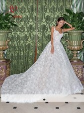 Customized Glamorou Wedding Dress Lace Applique 3D Flower Backless Bride Gowns