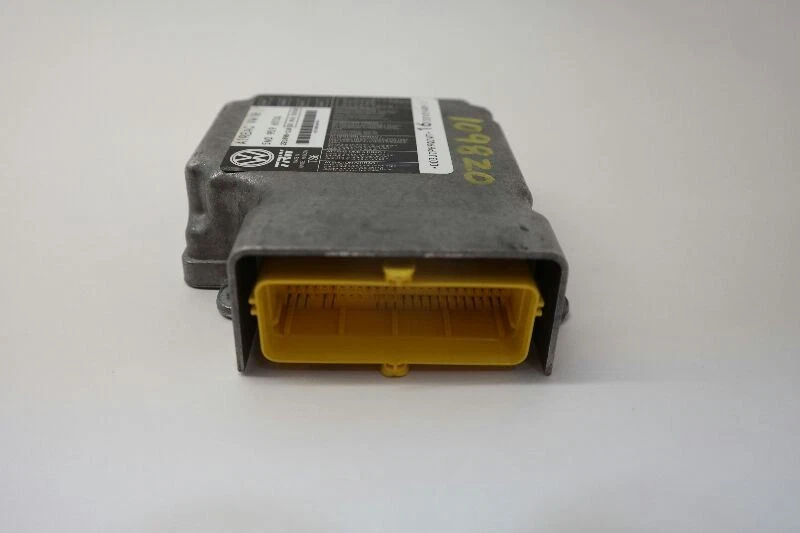 2011-2012 Volkswagen CC ECM A/Bag Module 5NO959655Q Under Center Console OEM - Изображение 2 из 4