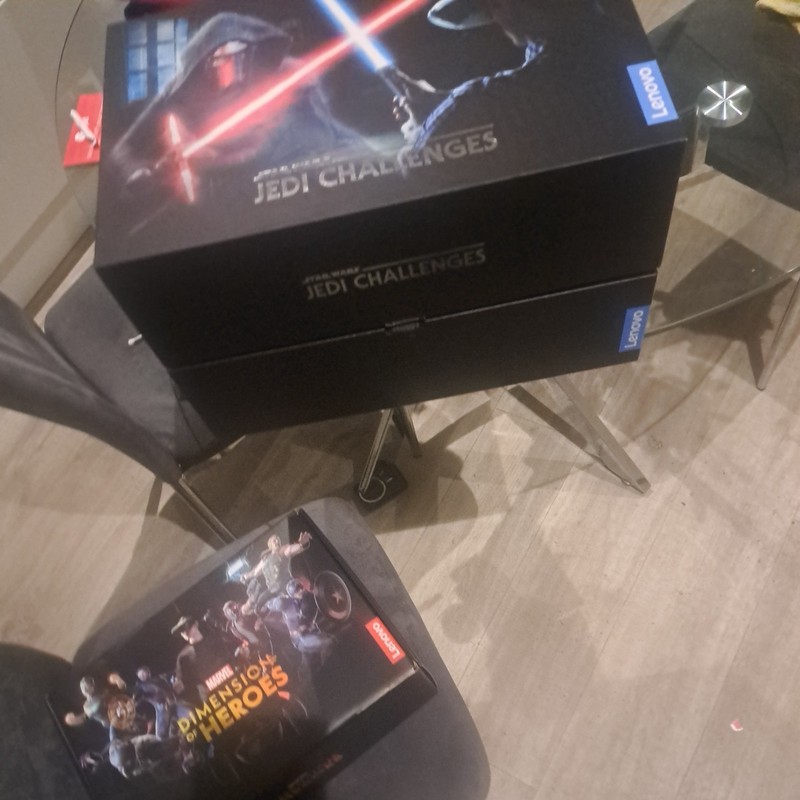 Star Wars VR Headset & Lightsaber Lenovo Jedi Challenge's Boxed and marvel AR