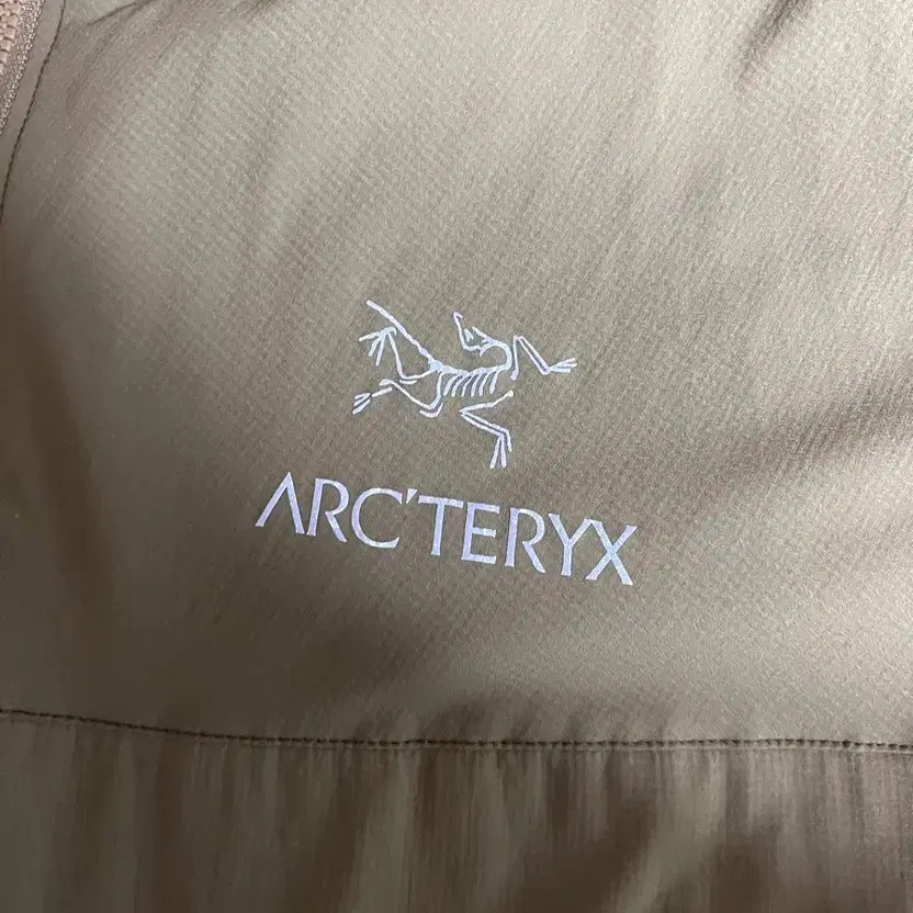 Arc'teryx Atom LT XL Mountain Jacket thumbnail 2