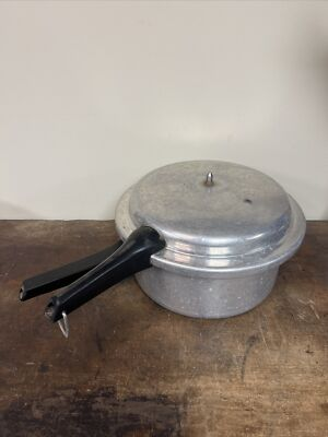 #ad Mirro Matic 6 Qt Pressure Cooker 0396 Mid Century No Jiggler $14.95