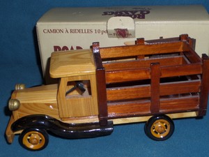 heritage mint ltd wooden car
