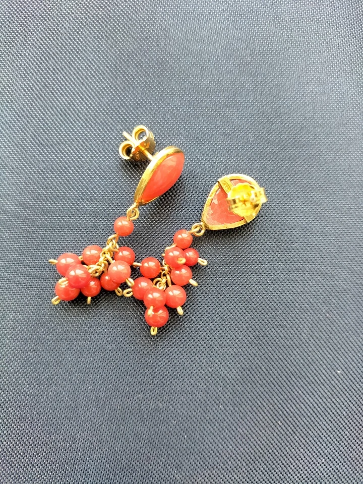 orecchini artigianali corallo mediterraneo - Immagine 3 di 4