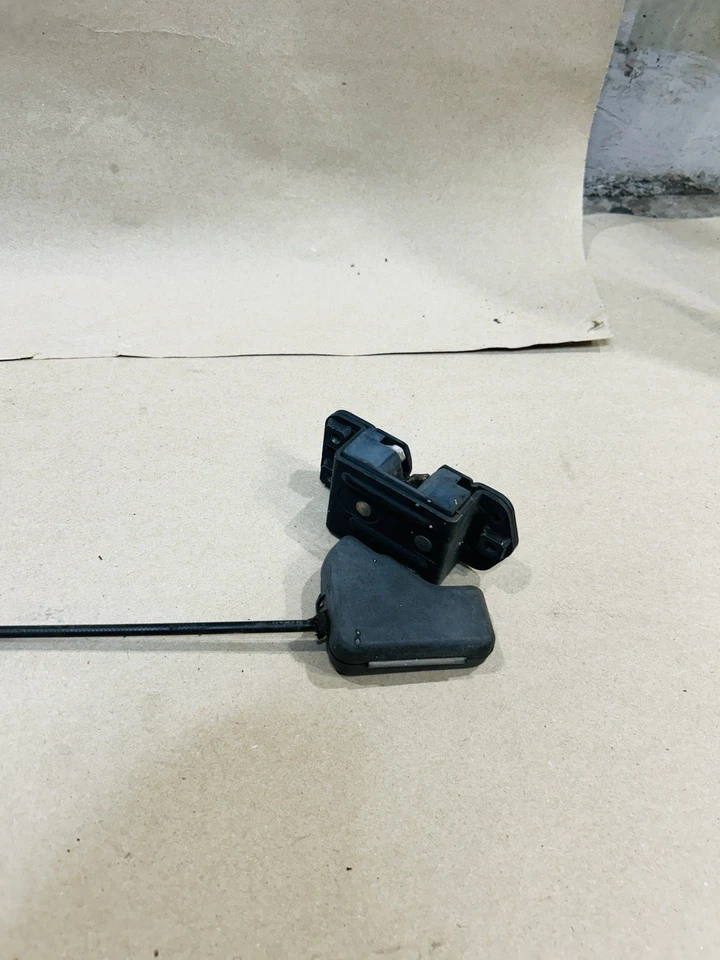 Toyota 4Runner 1990-1995 portador de neumáticos de repuesto pestillo liberación manija cable de tracción fabricante de equipos originales Foto 3 de 4