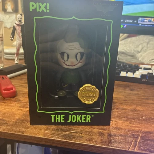 Thrilljoy X The Dark Knight Trilogy Joker (CHASE) PIX!