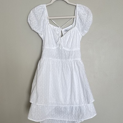 Hollister White Eyelet Layered Mini Dress Open Back Size Medium/Large D15