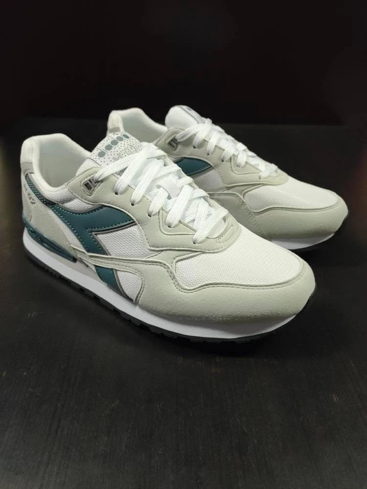 diadora Uomo N.92 Scarpe Da Ginnastica Stringate Casual - Grigio, Grigio, 41 EU