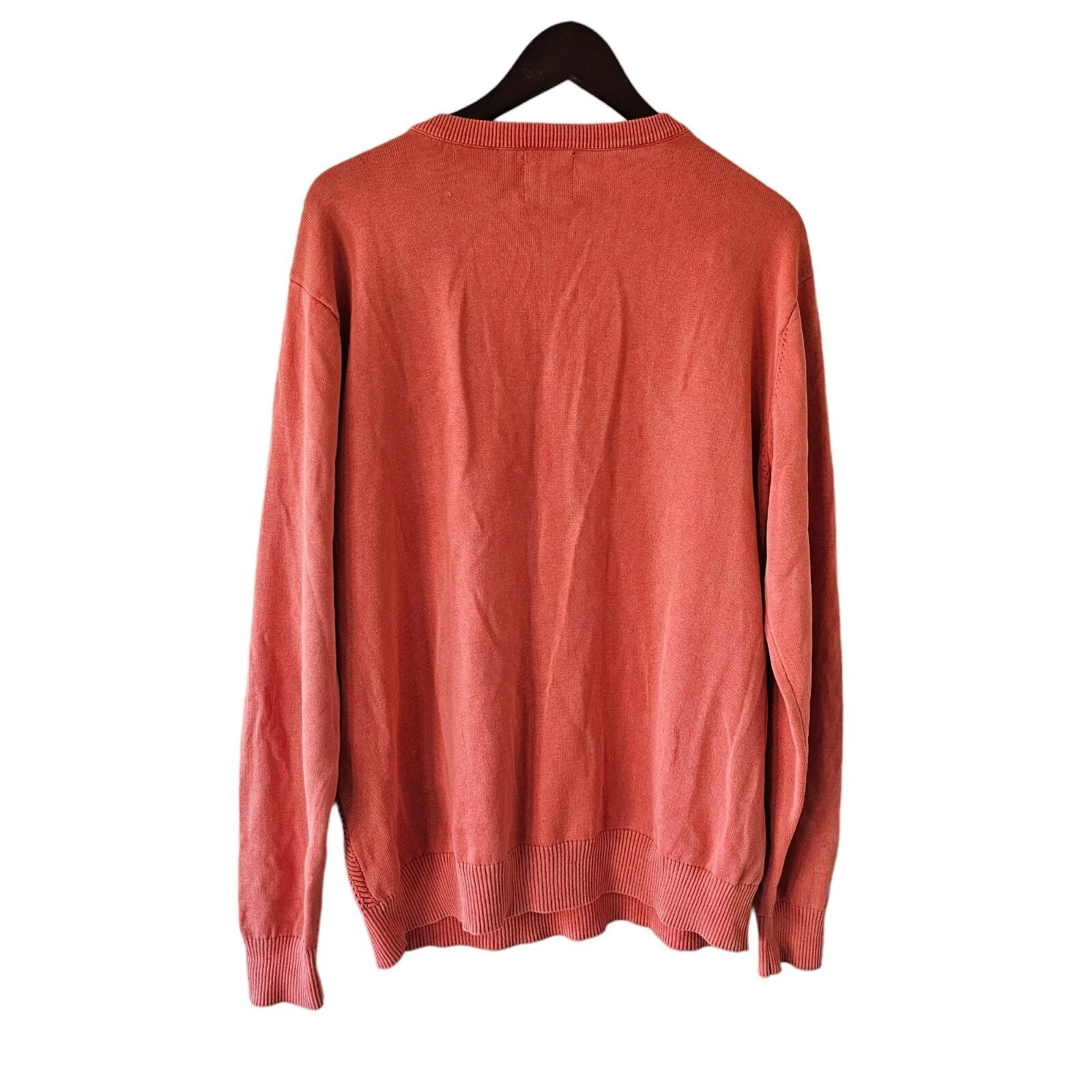 2 F/X Fusion Sweaters Sand Wash Crew Neck Large Coral & Blue