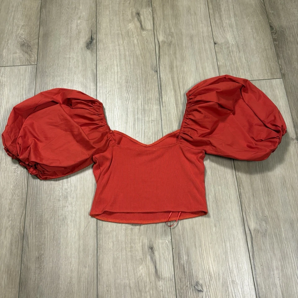 Top Corto Abercrombie & Fitch Rojo Manga Abullonada S Romántico Manga Globo Recortado Foto 4 de 4
