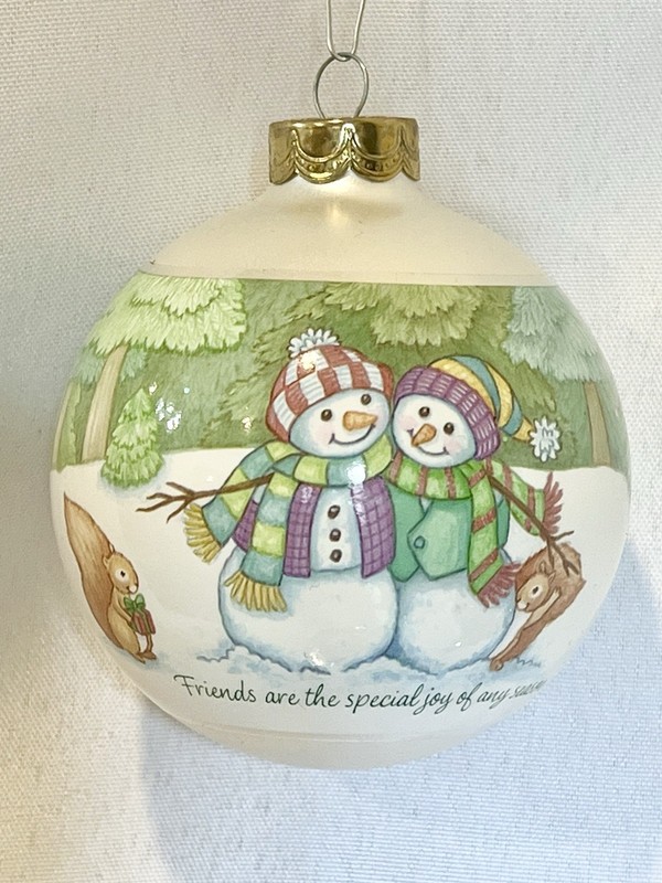 Hallmark FRIENDS ARE THE SPECIAL JOY OF ANY SEASON 2001 Ornament Forest Animals
