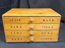 ANTIQUE SEDA PARA COSER GUTER MANN WOODEN SPOOL & THREAD CABINET  SEWING BOX 