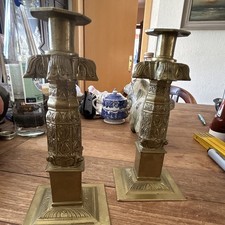 2x mosiężny świecznik relief dekoracyjny, kwadratowa stopa świątynny żyrandol kolonialny