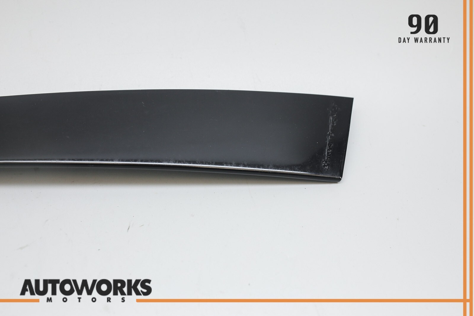 03-13 Maserati Quattroporte M139 Front Right Exterior B-Pillar Molding Trim OEM