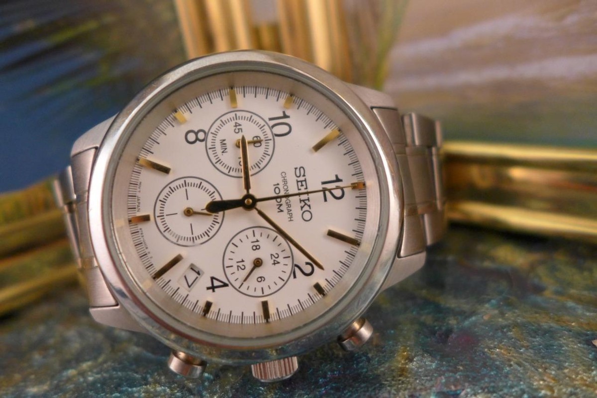 Sporty, Larger Size 42mm Seiko Chronograph 6T63 00A0 serial