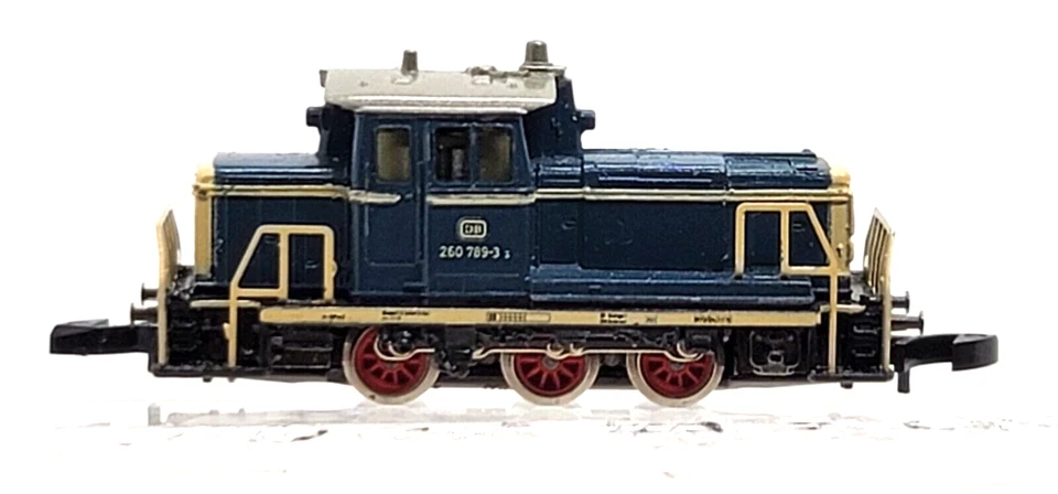 Marklin Z 8804 BR 260 789-3 Diesel Loco 5-pole DB (tested) jewel case #2 - Image 4 of 4