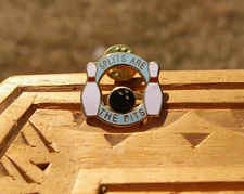 Splits Are The Pits Bowling Score 1" Gold Tone Metal & Enamel Lapel Pin Pinback