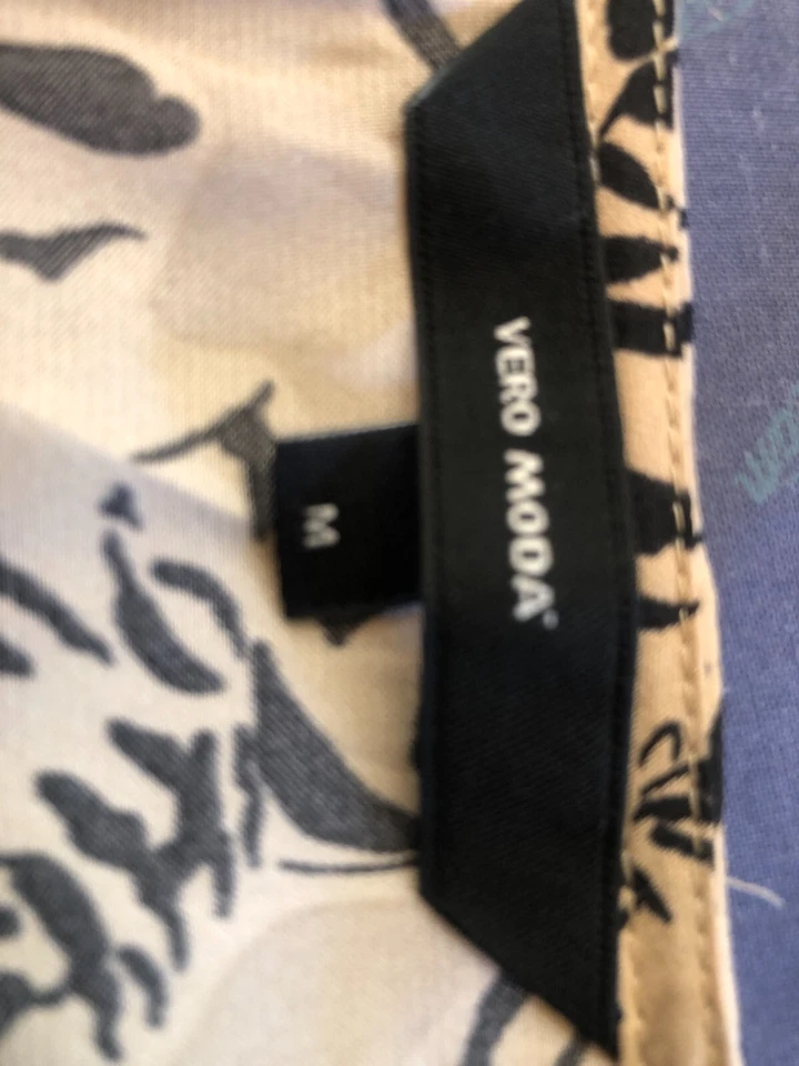 Top envolvente con estampado animal M Vera Moda Foto 3 de 4