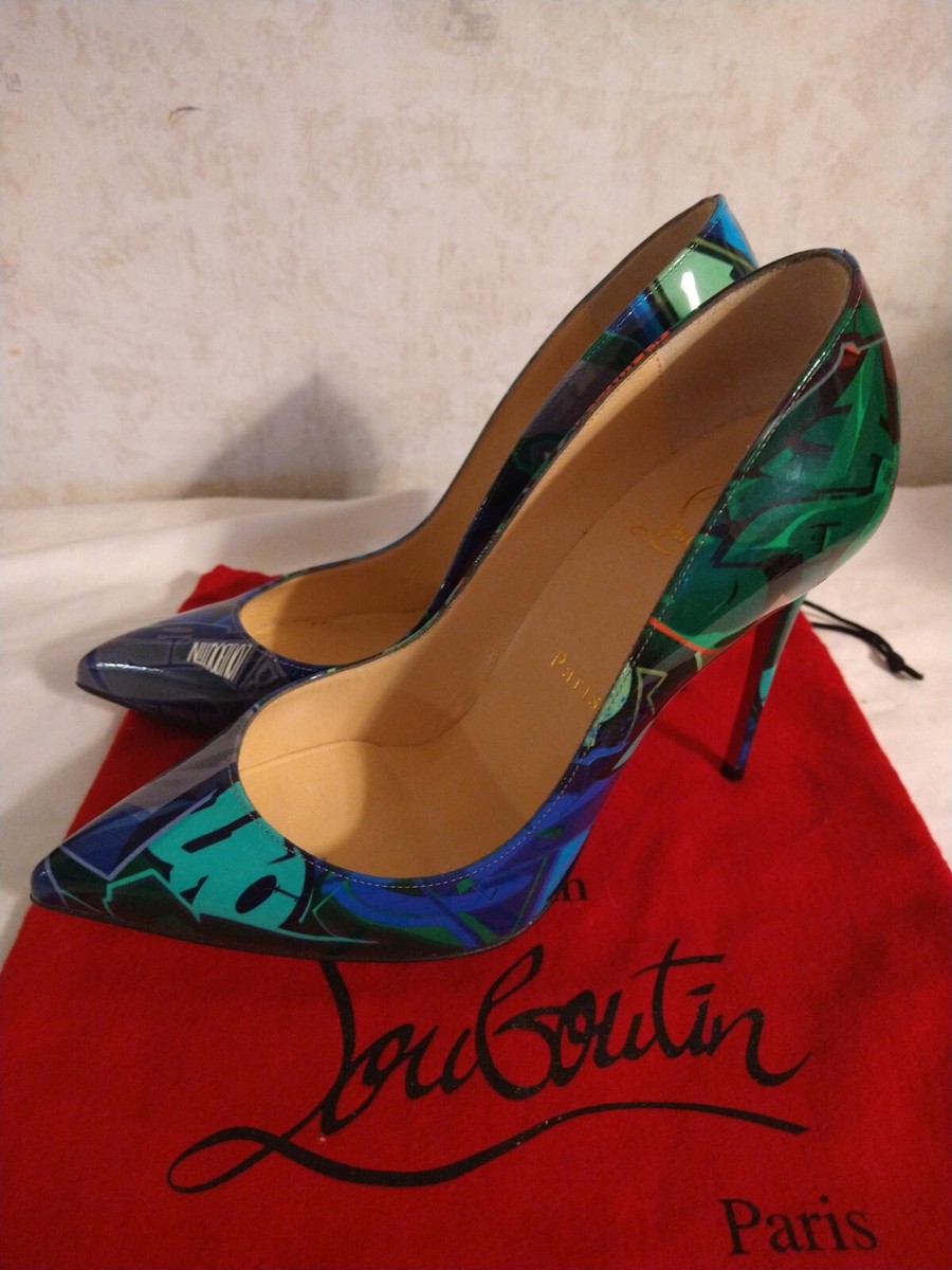 Christian Louboutinエナメルグリーン ハイヒール Christian Louboutinエナメルグリーン ハイヒール