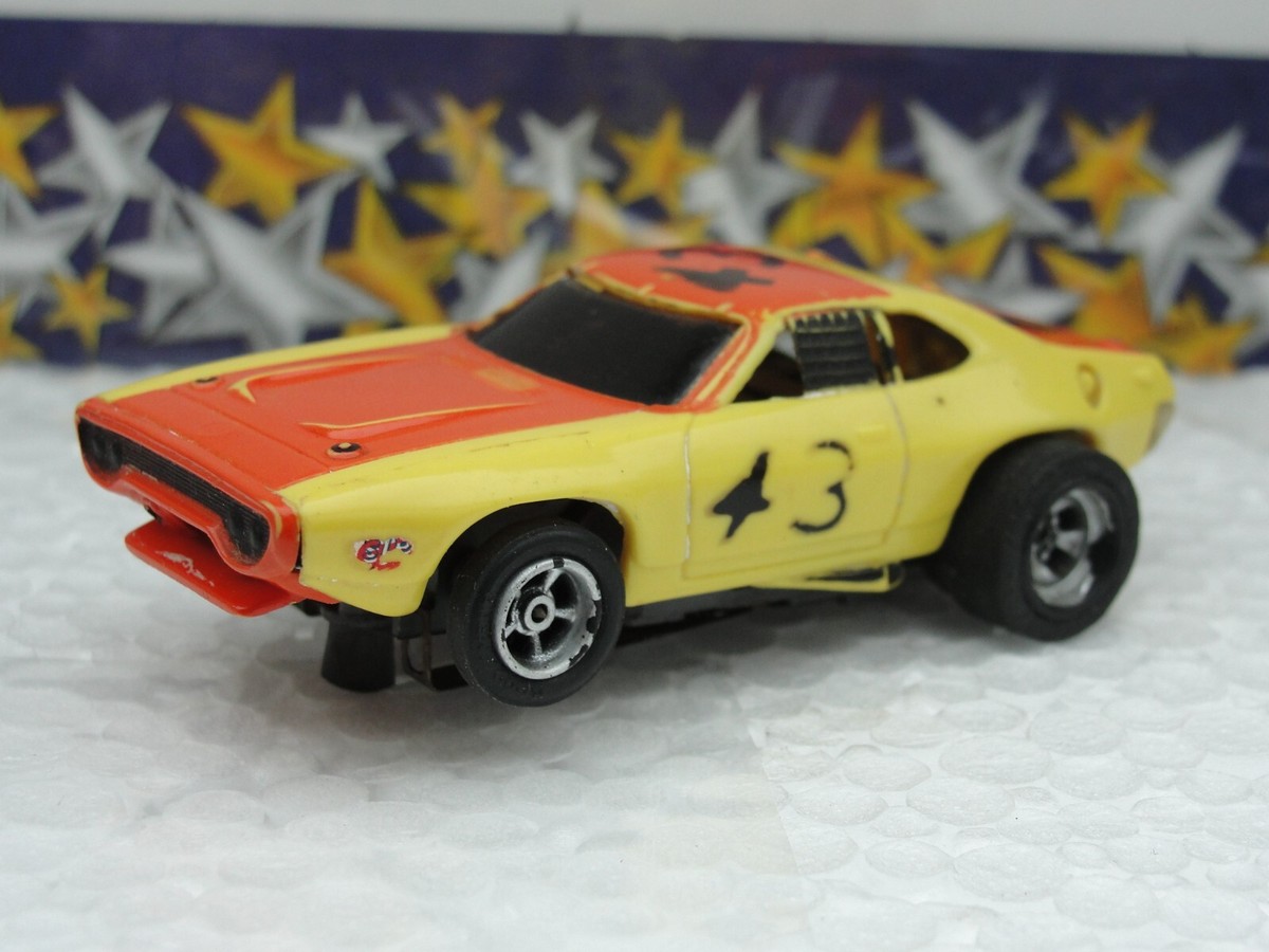 AFX Aurora Plymouth Road Runner, Yellow / Orange #43, AFX Magna