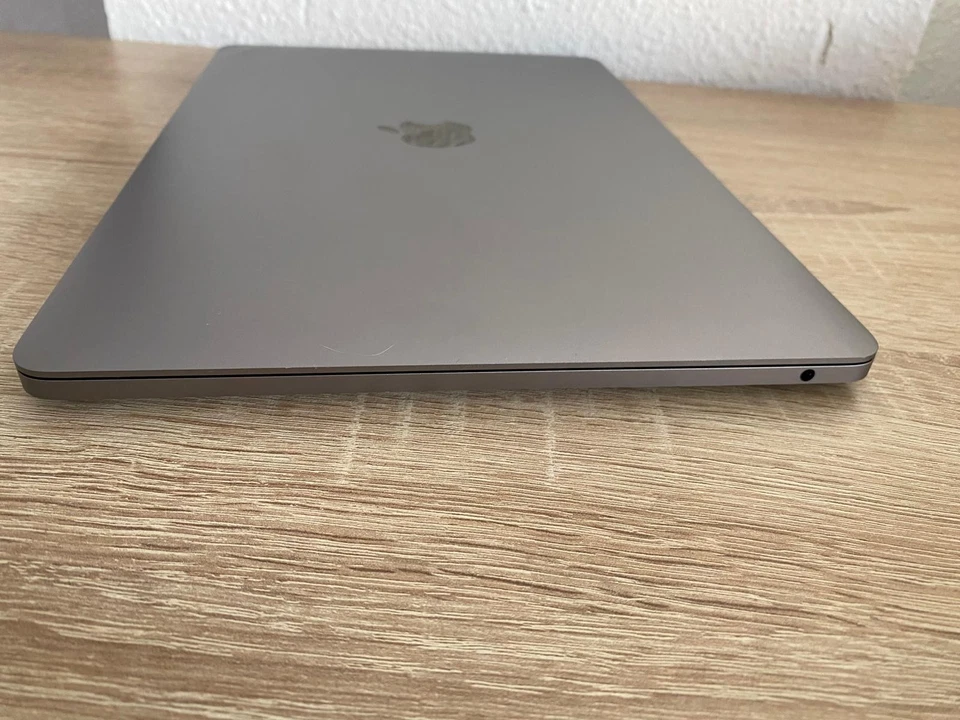 Apple MacBook Pro 13" 2017 · i5 · 8GB · 250GB, foto 4 de 5