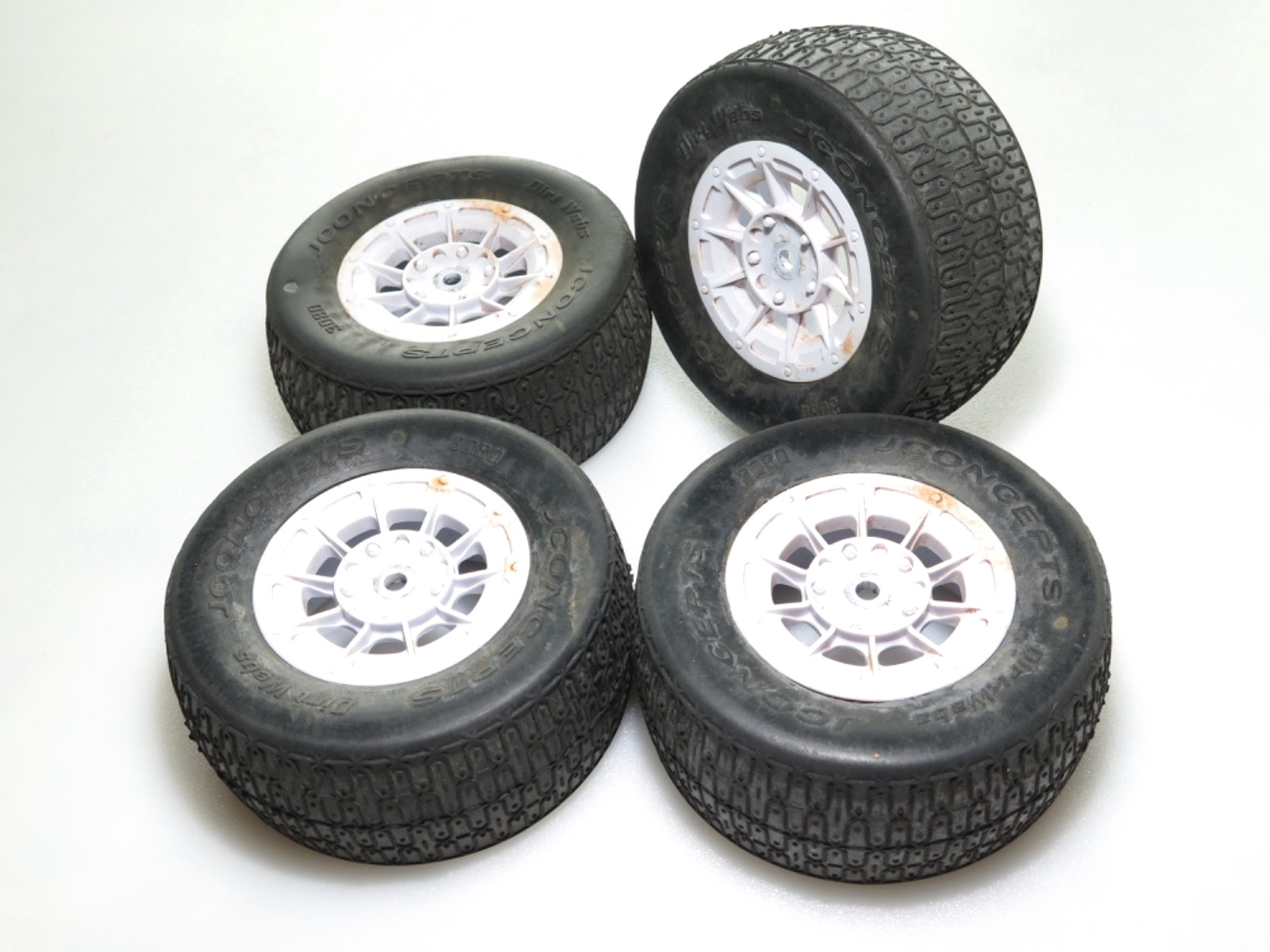 L22-4182 Team Losi TLR SCTE 3.0 short course truck Jconcepts